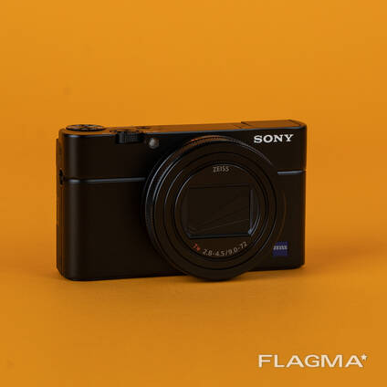 Sony RX100 VII Digital Camera